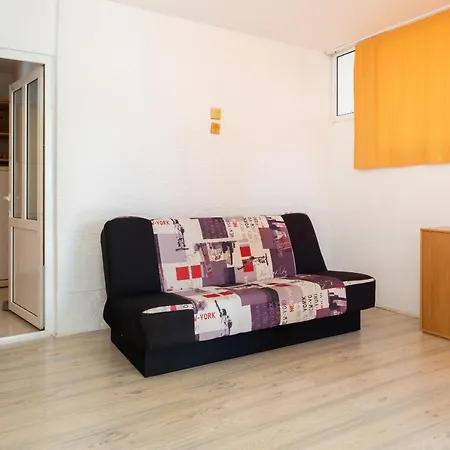 Apartman Buto *